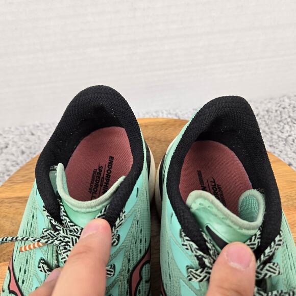 Saucony Womens 8 Endorphin Speed 3 Spring Black Athletic Gym Road Running Shoe - Picture 13 of 14